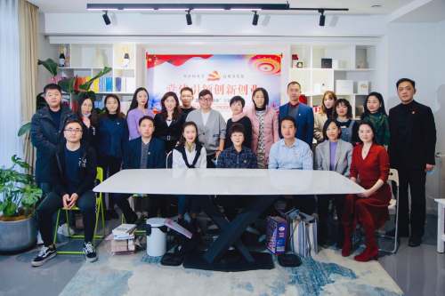 青创智慧集团张萌萌姐积极履行社会责任，助力青年人创业